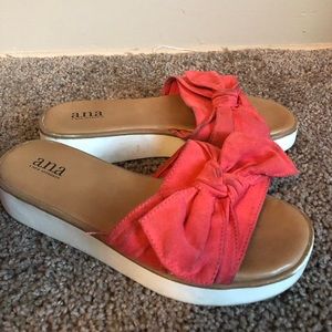 Platform slip on sandals size 6